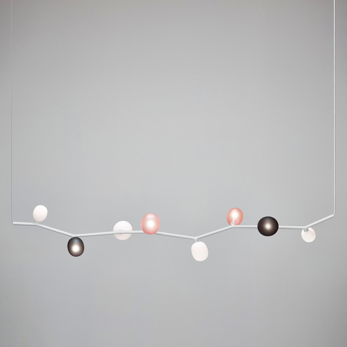 Matteo Horizontal Pendant Lamp - Nature-Inspired Modular Glass Globe Linear Light
