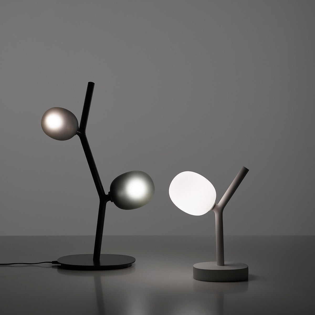 Matteo Table Lamp - Nature-Inspired Modular Glass Globe Accent Light