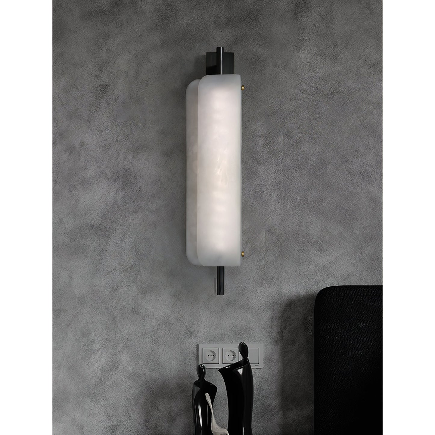 Kinkairo Alabaster Wall Lamp - Fluted Spanish Alabaster & Brass Sconce