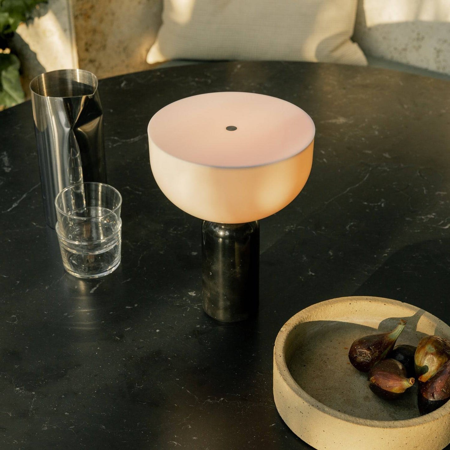 Kizu Table Lamp (Cordless) - Rechargeable Marble & Acrylic Lamp | Italian Palazzo Style