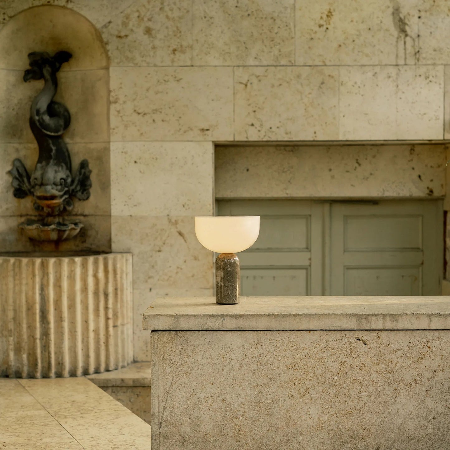 Kizu Table Lamp (Cordless) - Rechargeable Marble & Acrylic Lamp | Italian Palazzo Style