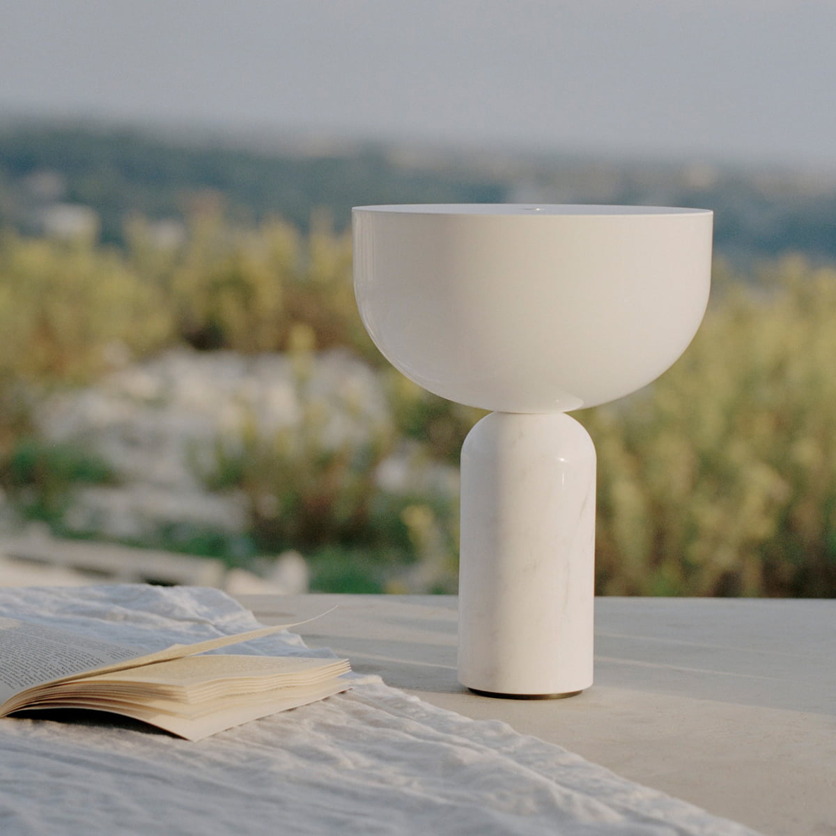 Kizu Table Lamp (Cordless) - Rechargeable Marble & Acrylic Lamp | Italian Palazzo Style