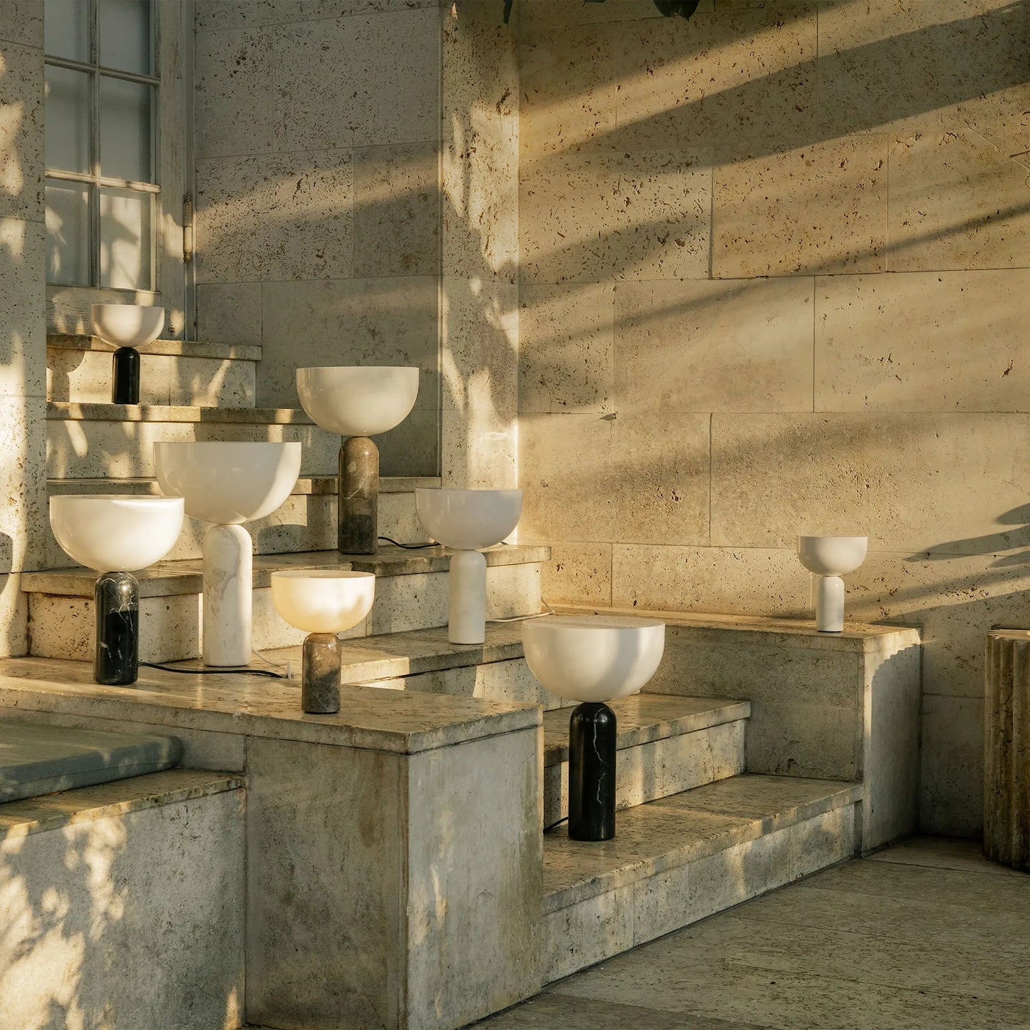 Kizu Table Lamp (Cordless) - Rechargeable Marble & Acrylic Lamp | Italian Palazzo Style