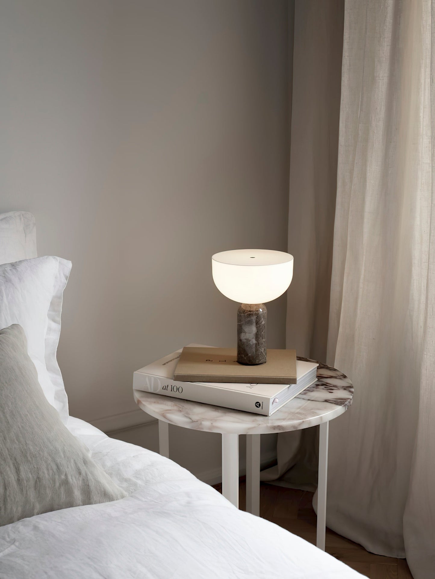 Kizu Table Lamp (Cordless) - Rechargeable Marble & Acrylic Lamp | Italian Palazzo Style