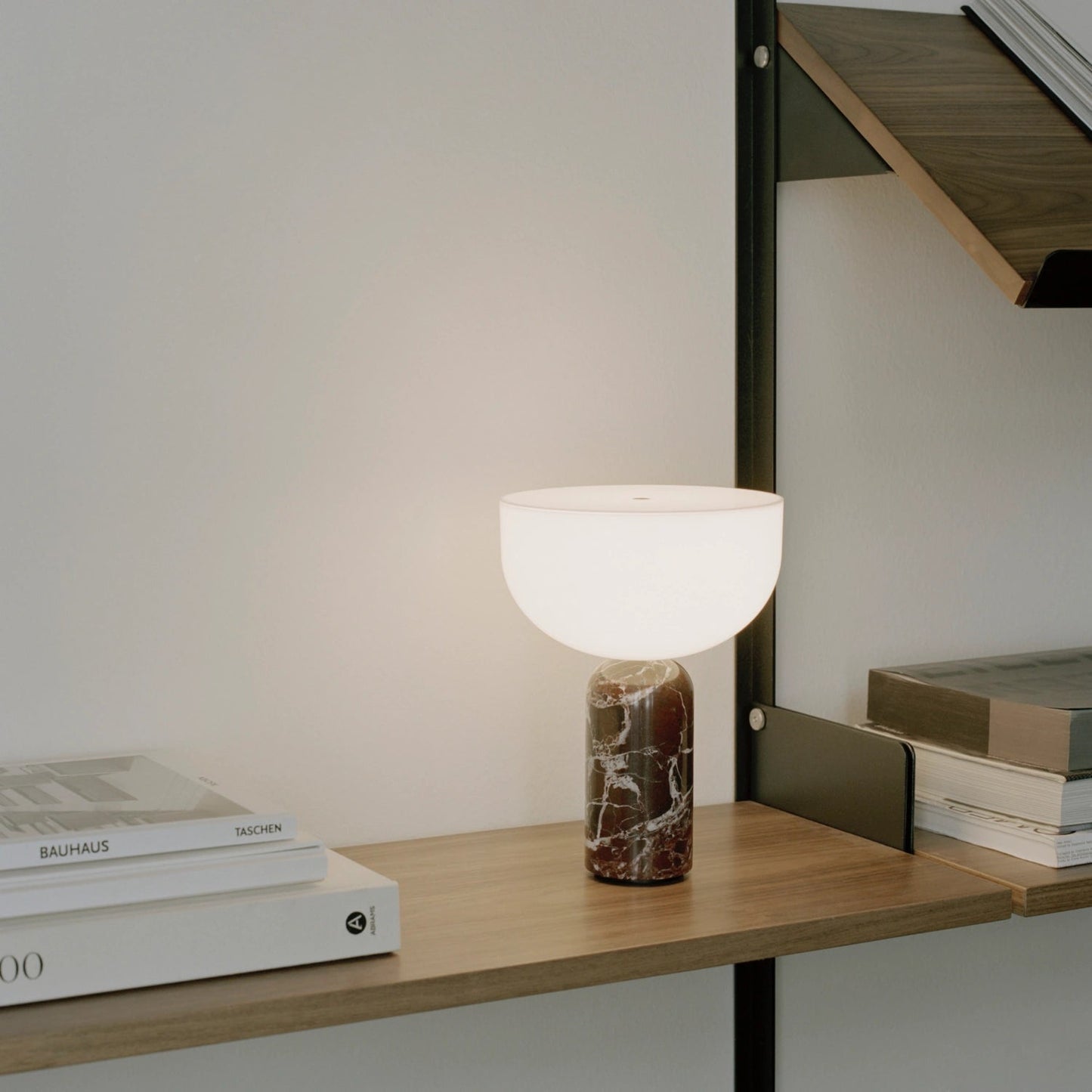 Kizu Table Lamp (Cordless) - Rechargeable Marble & Acrylic Lamp | Italian Palazzo Style