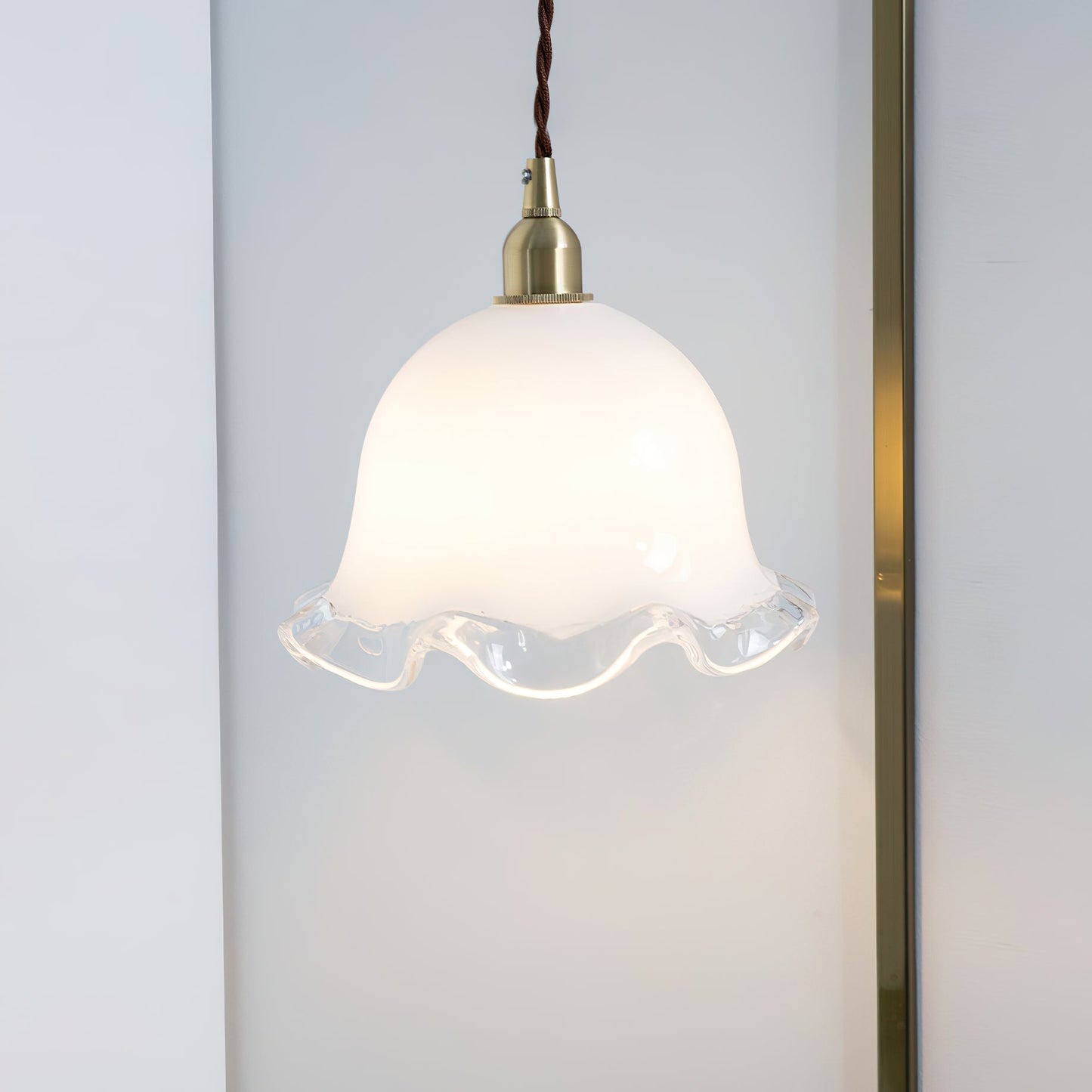 Komans Pendant Lamp - Handcrafted Floral Glass Pendant | Modern Luxury Sconce
