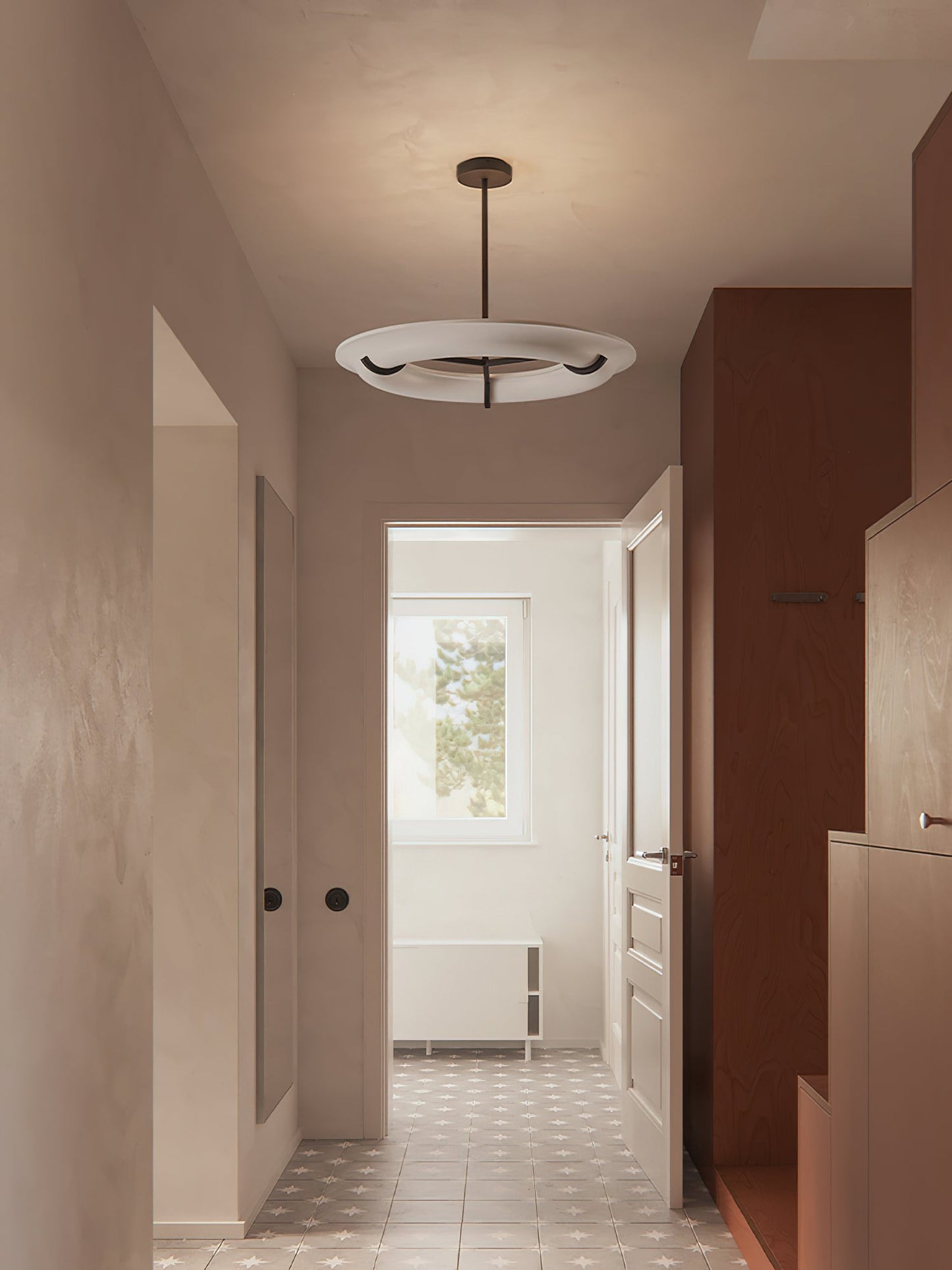 Kuklos Alabaster Chandelier - Luxury Spanish Alabaster & Brass Ring Pendant