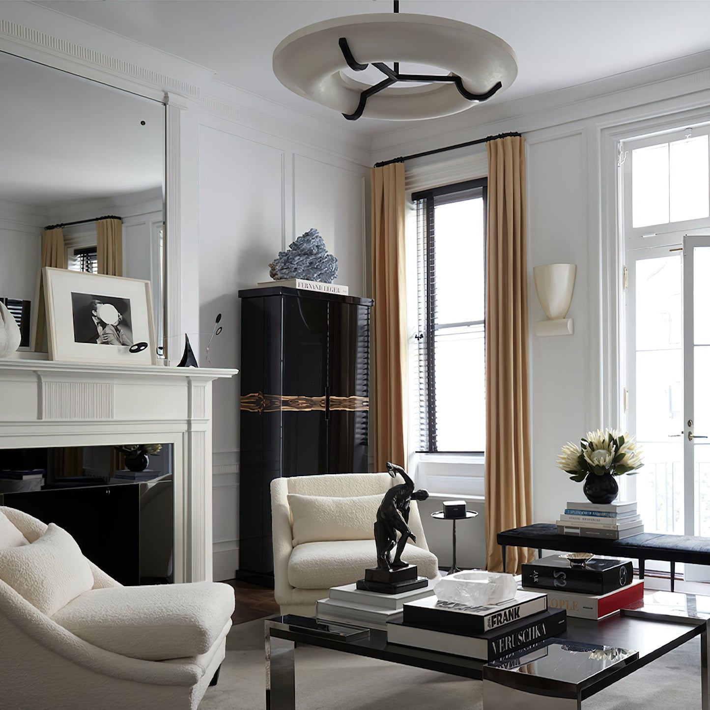 Kuklos Alabaster Chandelier - Luxury Spanish Alabaster & Brass Ring Pendant