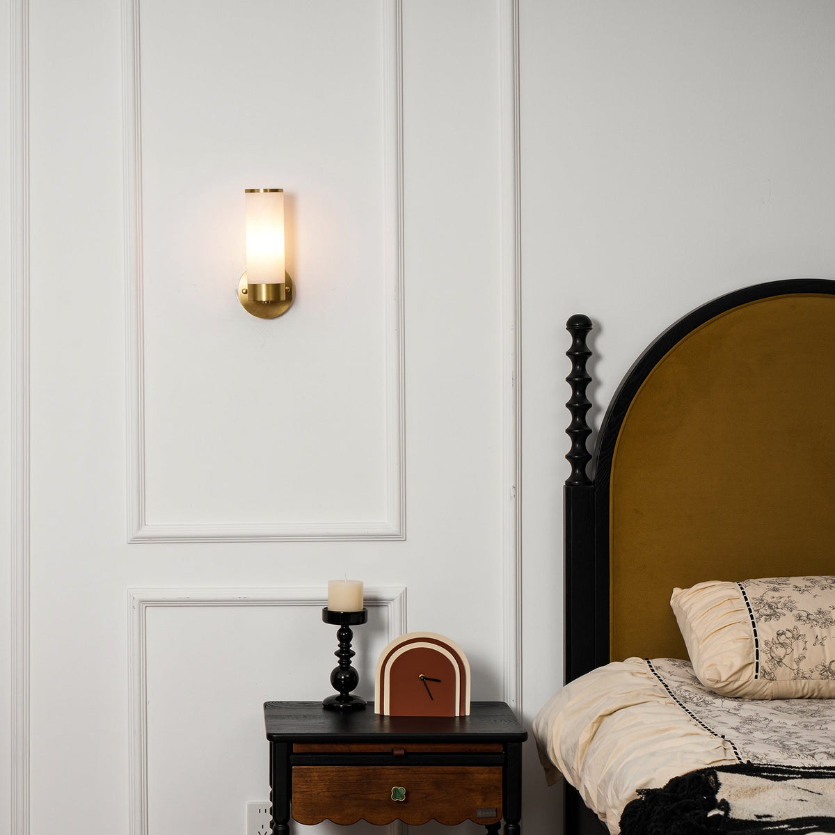 Lampatron Alabaster Wall Lamp - Natural Spanish Alabaster & Brass Sconce