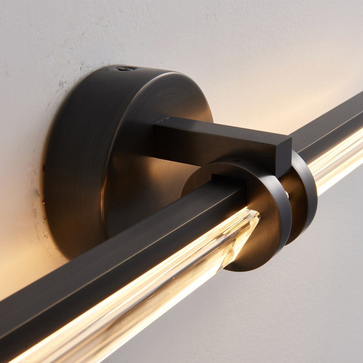 Leigh Mirror Vanity Wall Lamp - Linear Architectural Brass & Glass LED Sconce