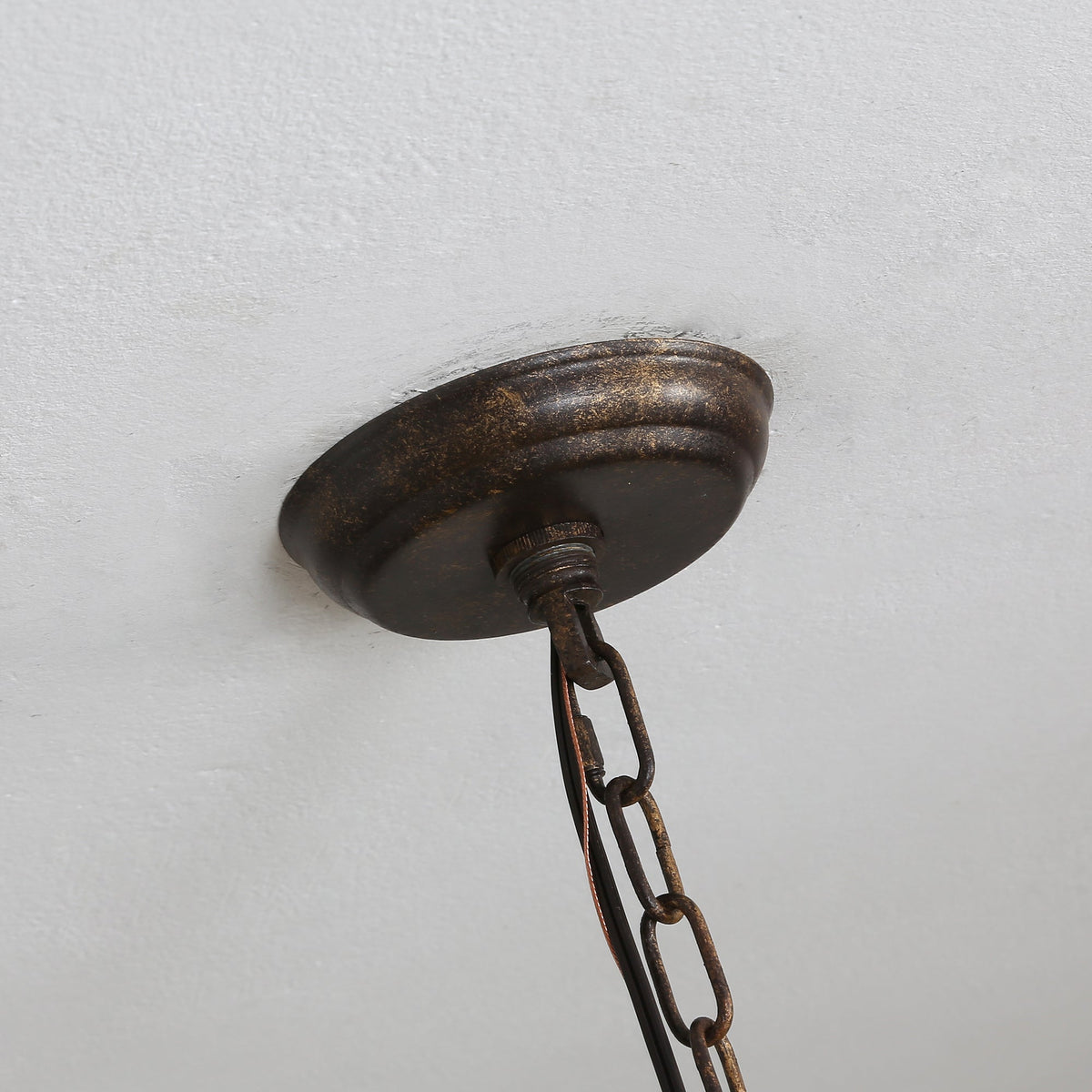 Lightelk Country Pendant Lamp - Distressed Wood & Rust Iron 8-Light Chandelier