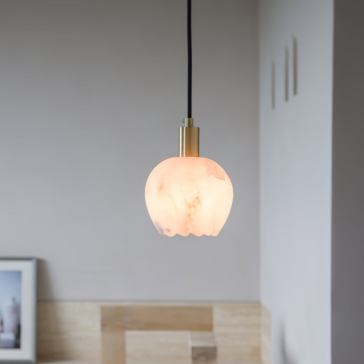 Lilin Alabaster Pendant Light - Carved Natural Alabaster & Patinated Brass Pendant