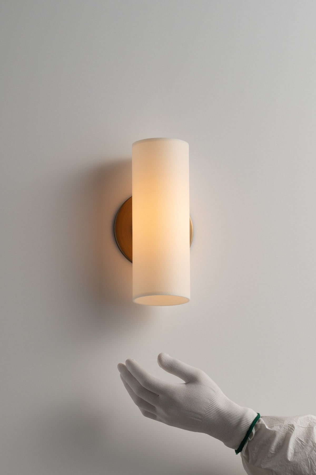 Loir Wall Lamp - Brushed Black Brass & Polymer Geometric Sconce