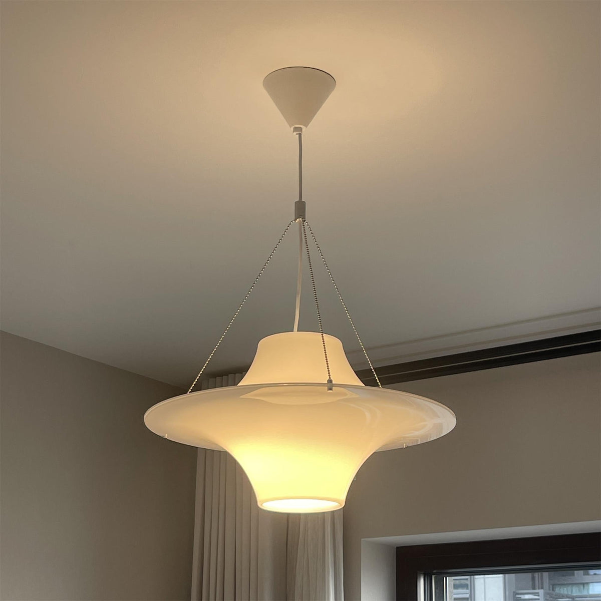 Lokki Pendant Lamp - Iconic Nordic Acrylic Wavy Seagull Pendant Light