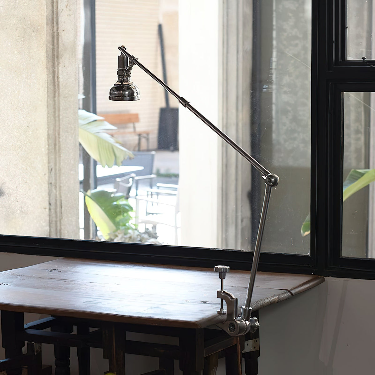 Lumina Articulated Table Lamp - Die-Cast Aluminum Precision Desk Lamp