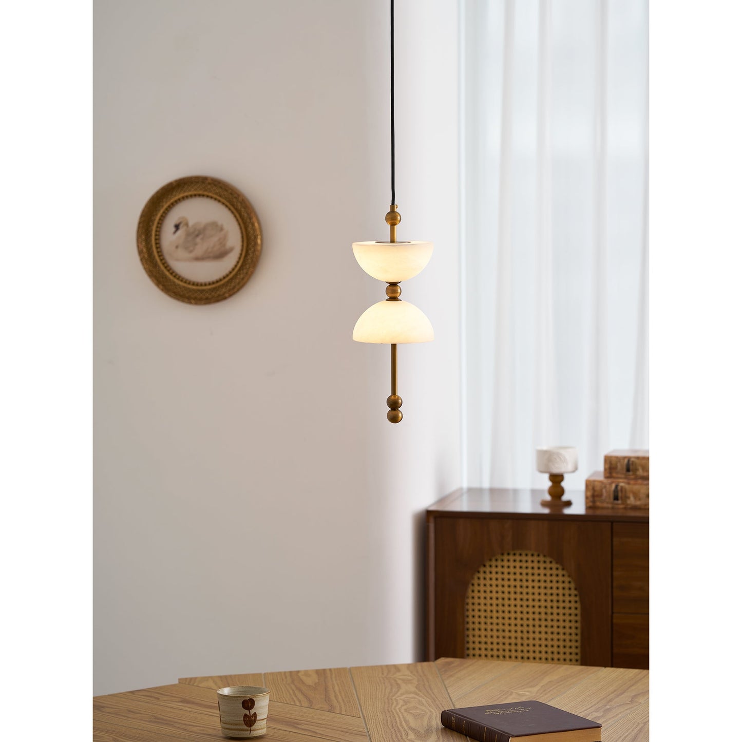 Lyra Alabaster Pendant Lamp - Natural Spanish Alabaster & Solid Brass LED Pendant