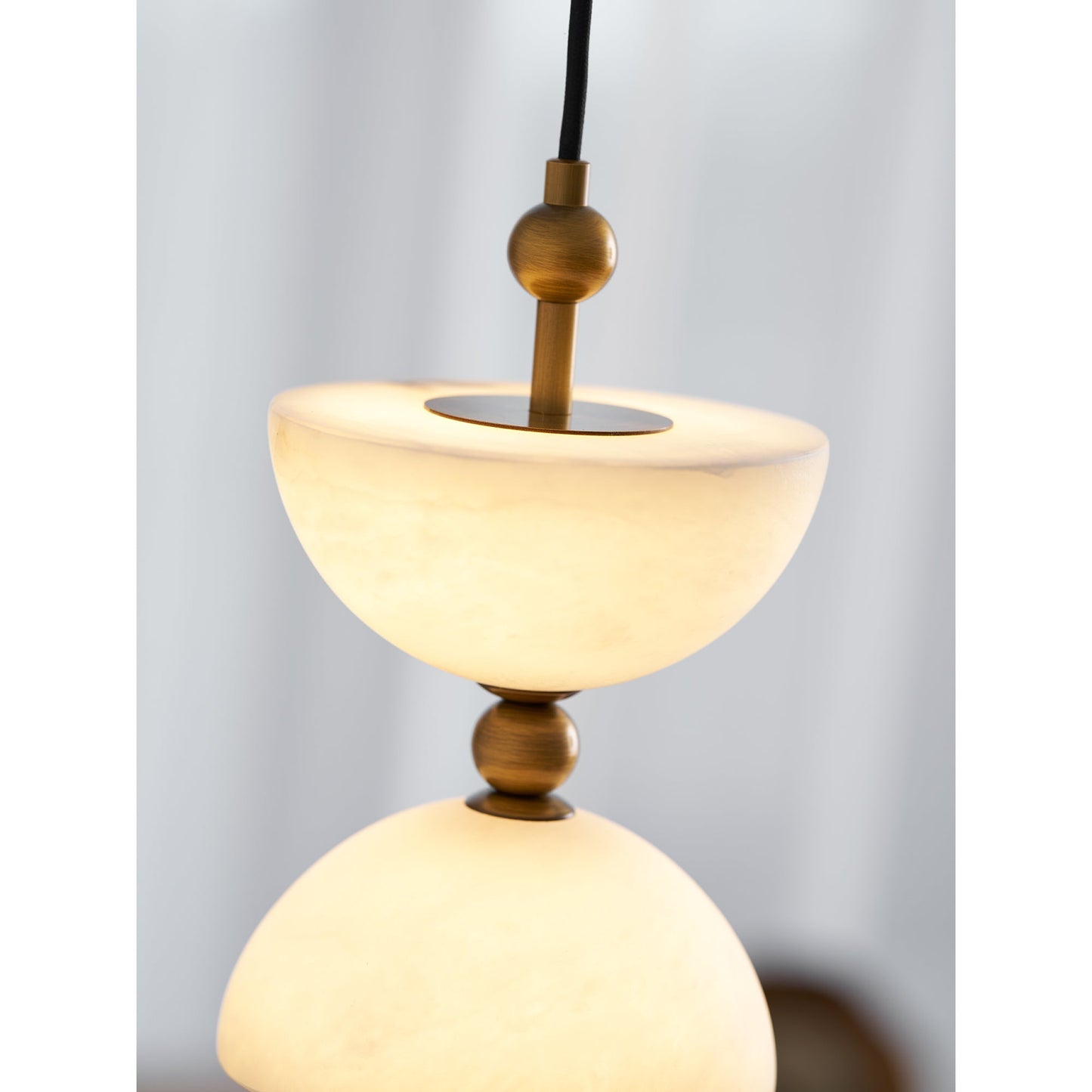 Lyra Alabaster Pendant Lamp - Natural Spanish Alabaster & Solid Brass LED Pendant