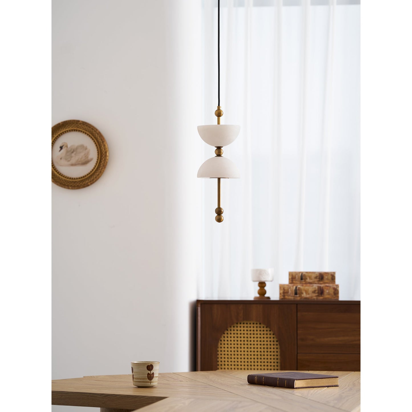 Lyra Alabaster Pendant Lamp - Natural Spanish Alabaster & Solid Brass LED Pendant