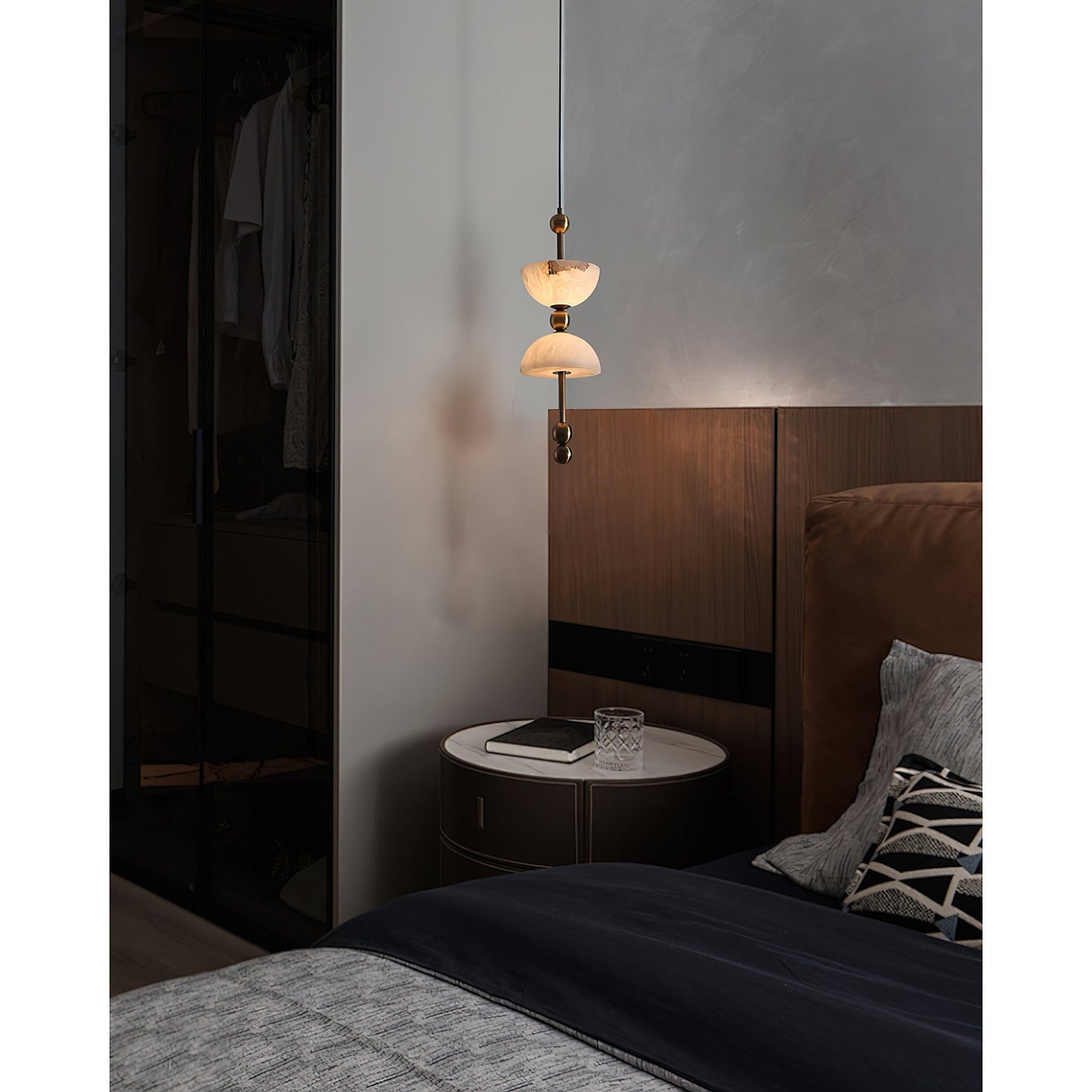 Lyra Alabaster Pendant Lamp - Natural Spanish Alabaster & Solid Brass LED Pendant