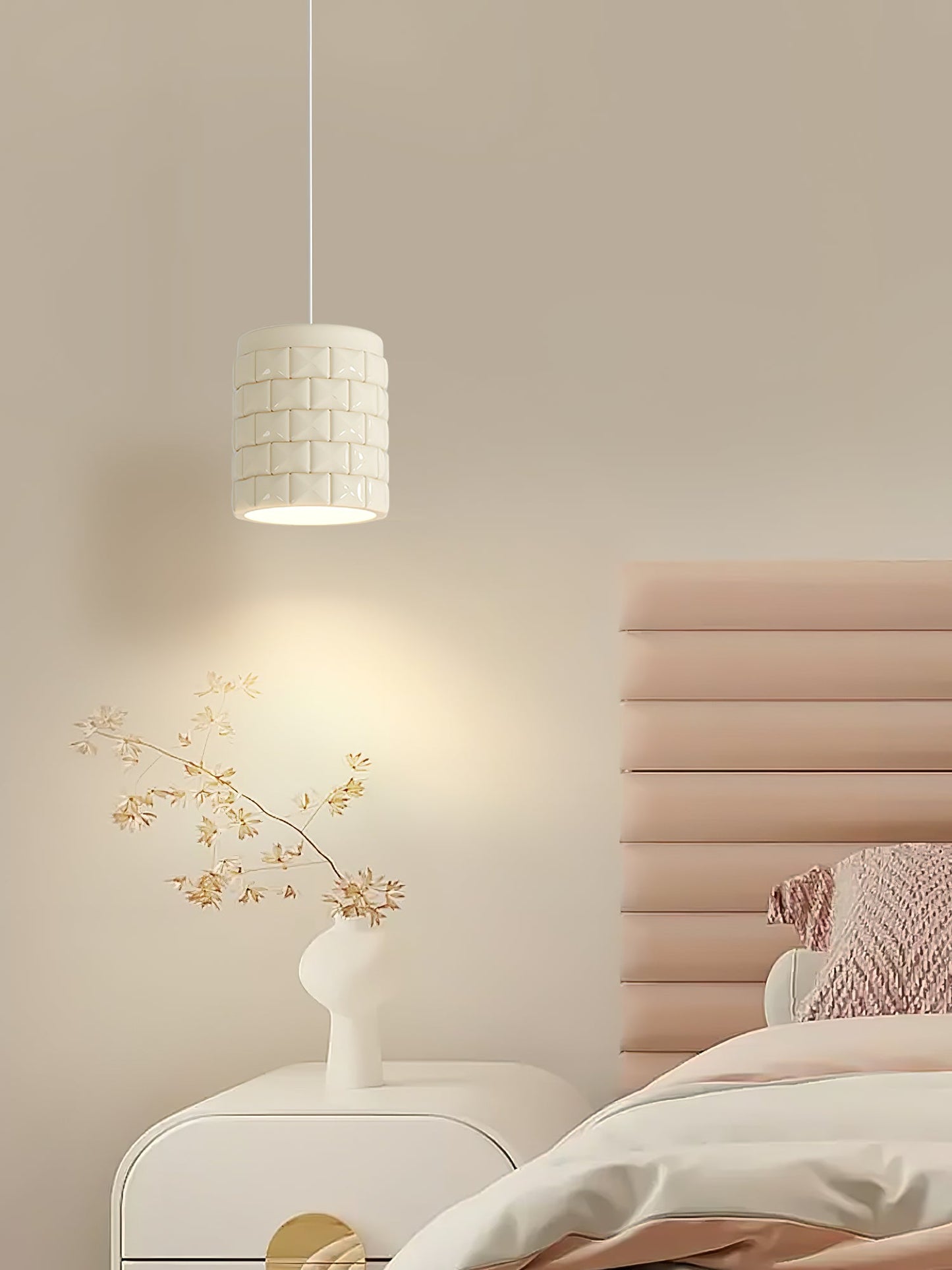 Lysne Girl Pendant Lamp - Modern Geometric Resin LED Pendant