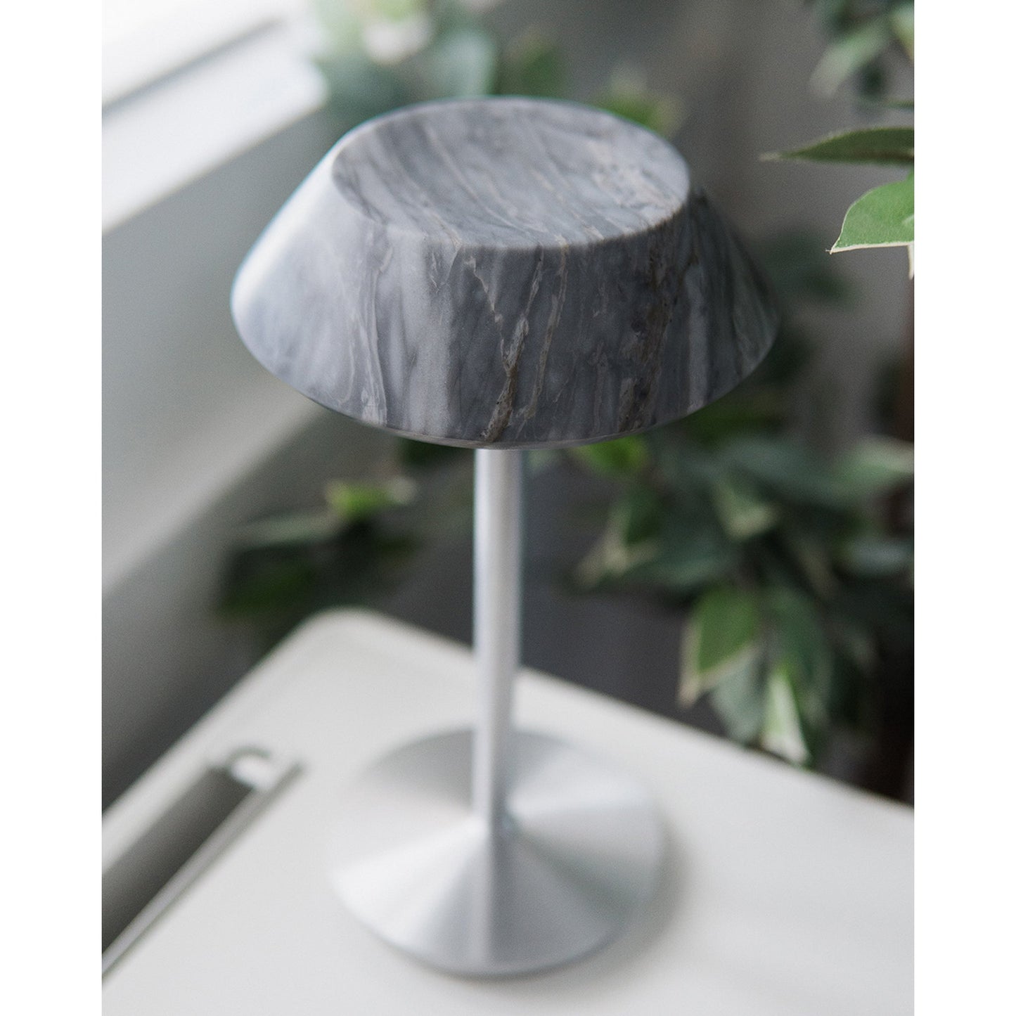 Mini Fiore Cordless Table Lamp - Rechargeable Marble & Aluminium Accent Light