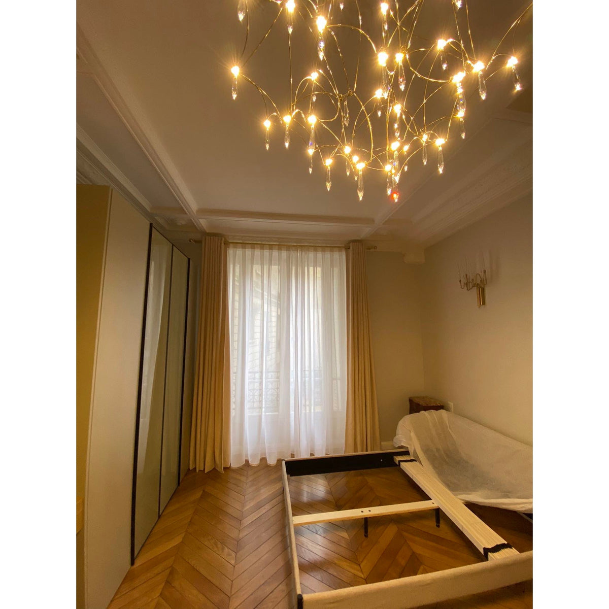 Mira Chandelier - Sparkling Crystal Light Net & Stainless Steel LED Pendant