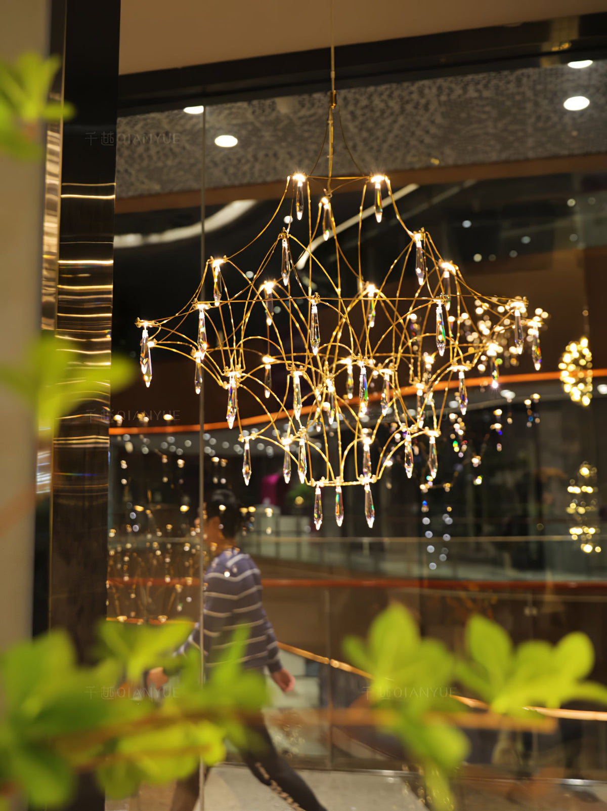 Mira Chandelier - Sparkling Crystal Light Net & Stainless Steel LED Pendant