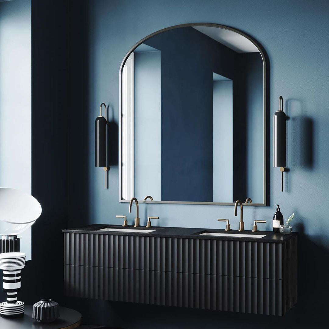 Modern Glass Vertical Wall Lamp - Mouth-Blown Cylindrical Sconce
