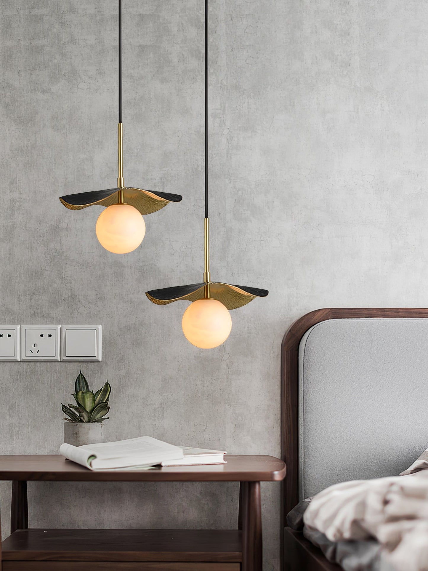 Montera Alabaster Pendant Light - Biomorphic Curved Stone & Brass Light
