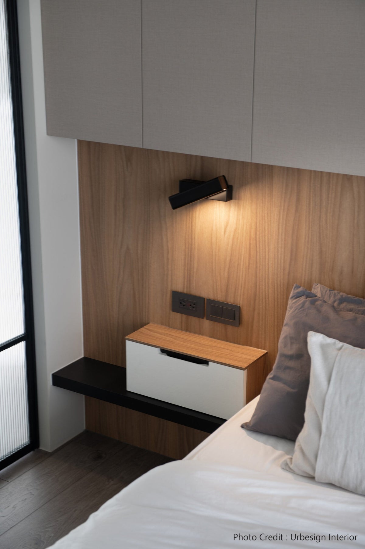 Pixel Rotating Wall Lamp - Modern Metal & Solid Wood LED Sconce