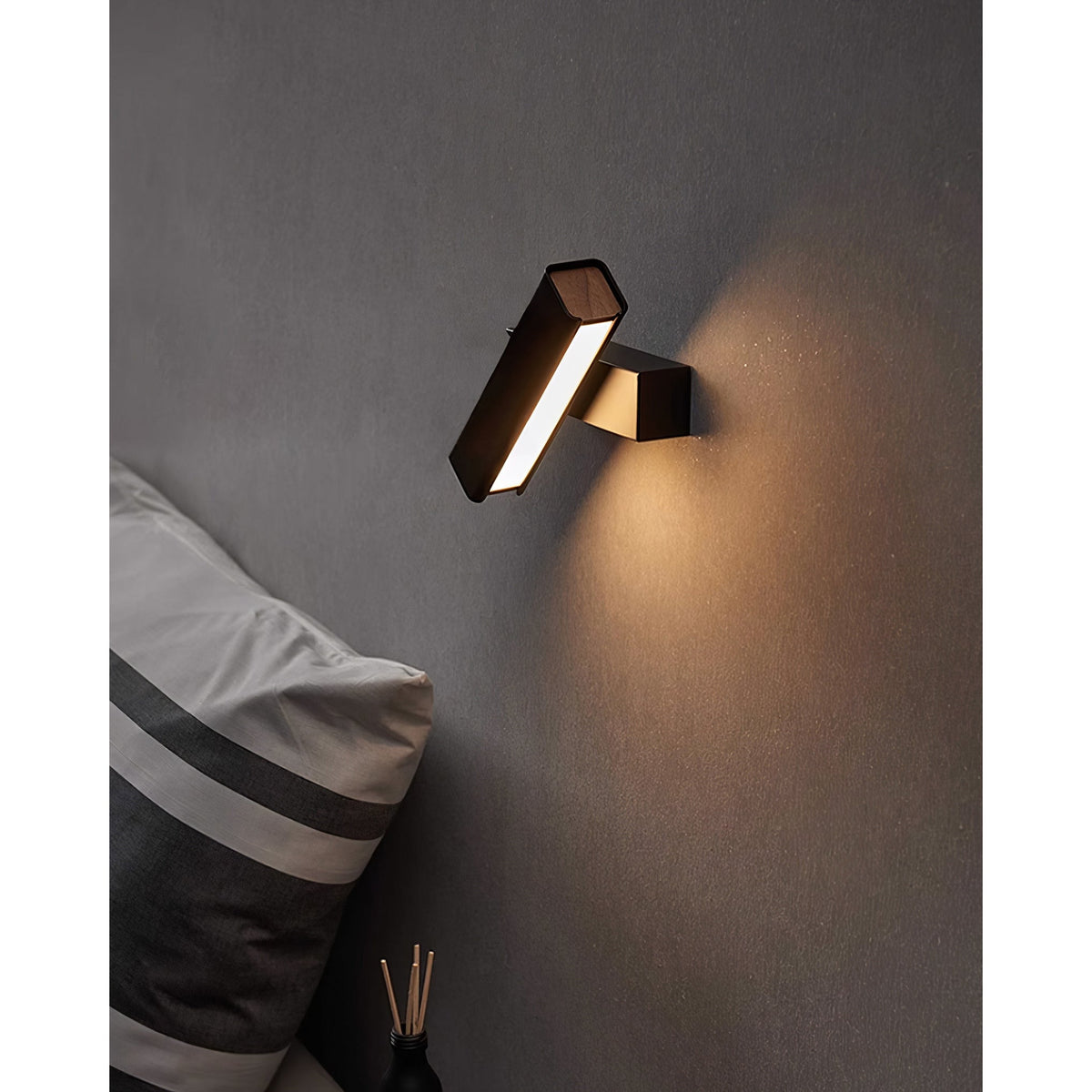 Pixel Rotating Wall Lamp - Modern Metal & Solid Wood LED Sconce