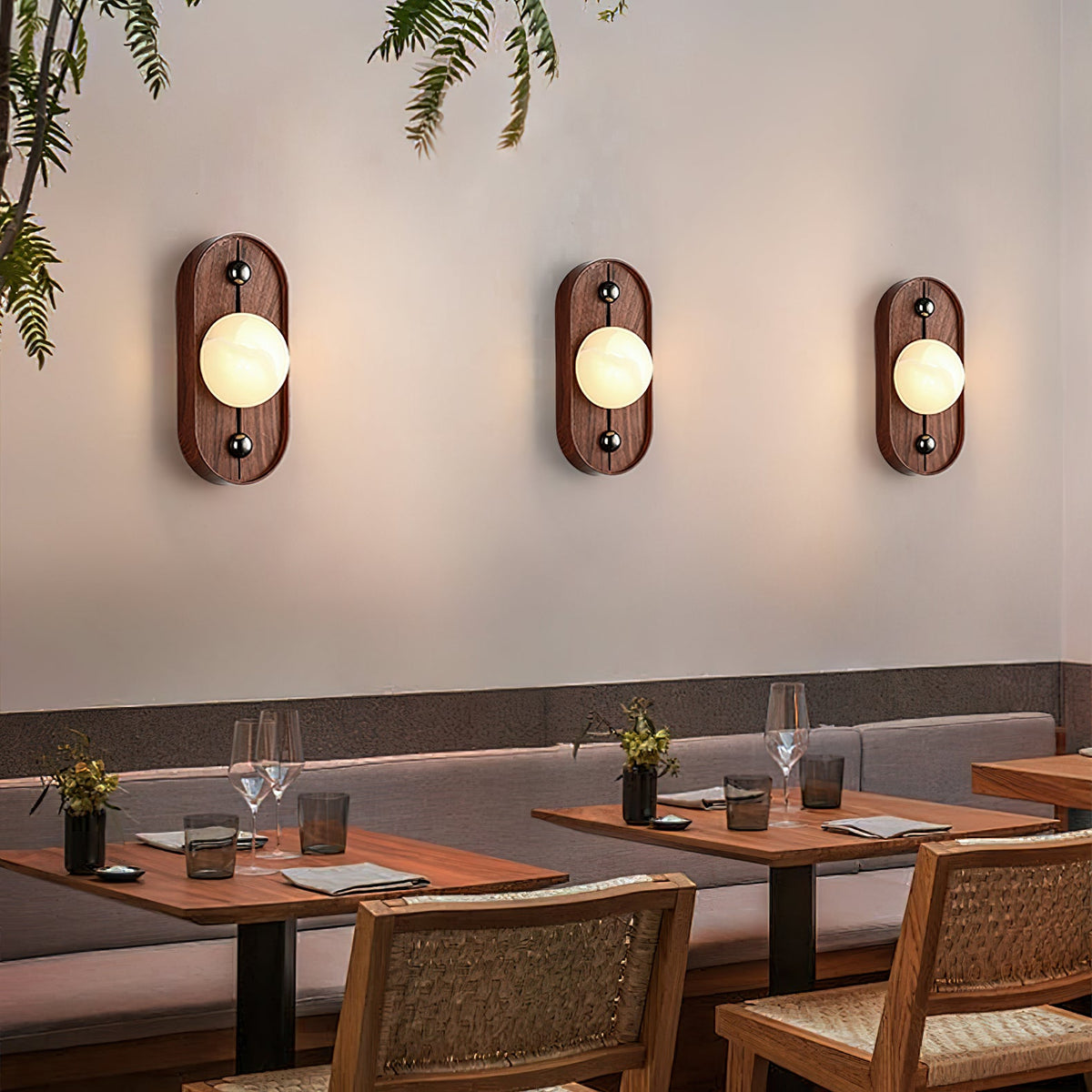 Odis Alabaster Wall Lamp - Minimalist Rolled-Edge Frame & Natural Stone Sconce