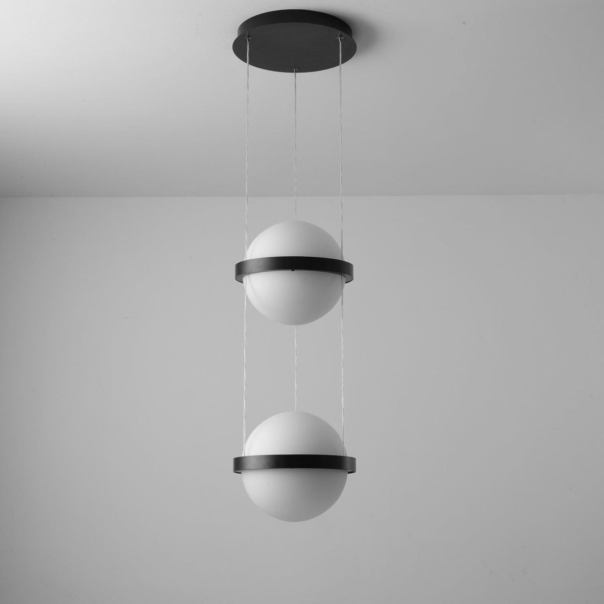 Palma Pendant Lamp - Floating Globe Light & Integrated Planter