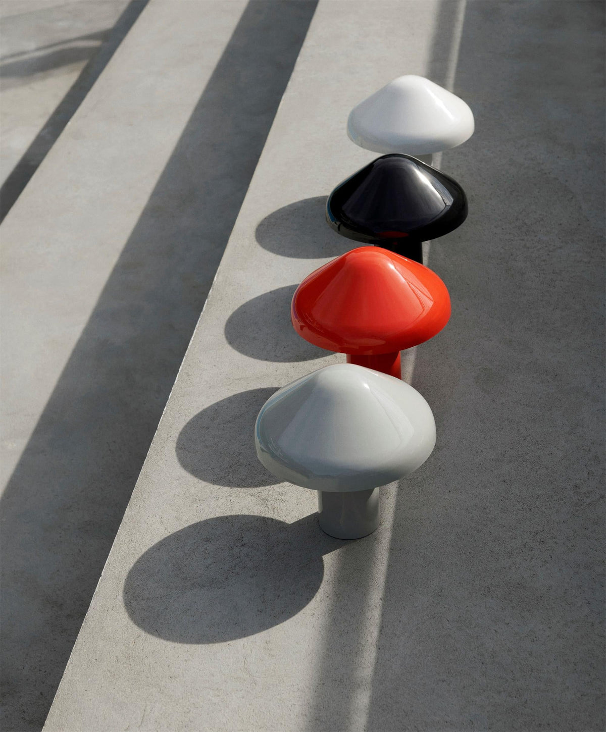 Pao Portable Table Lamp - Wireless Rechargeable Mushroom Light
