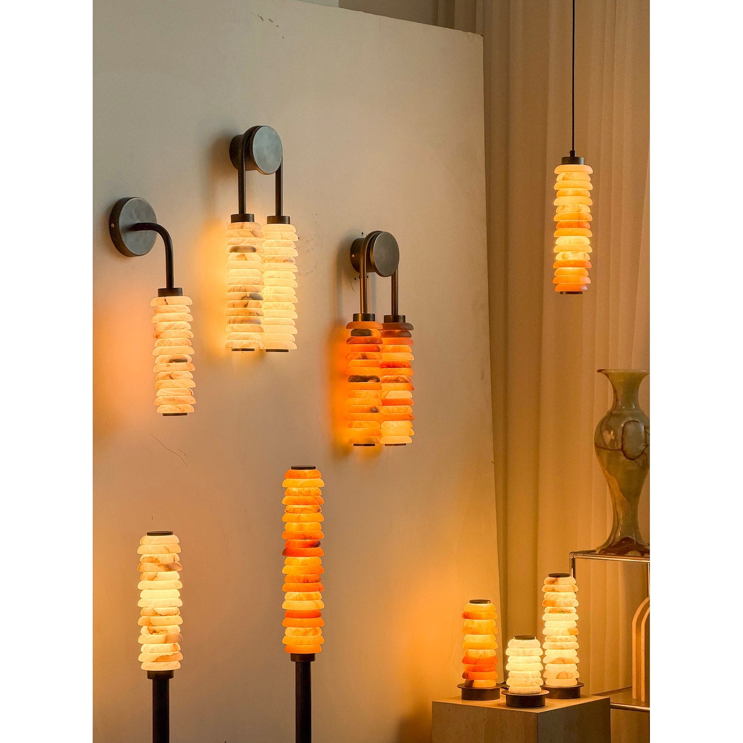 Payson Alabaster Wall Sconce - Natural Stone & Antique Brass LED Sconce | Luxury Architectural Lighting