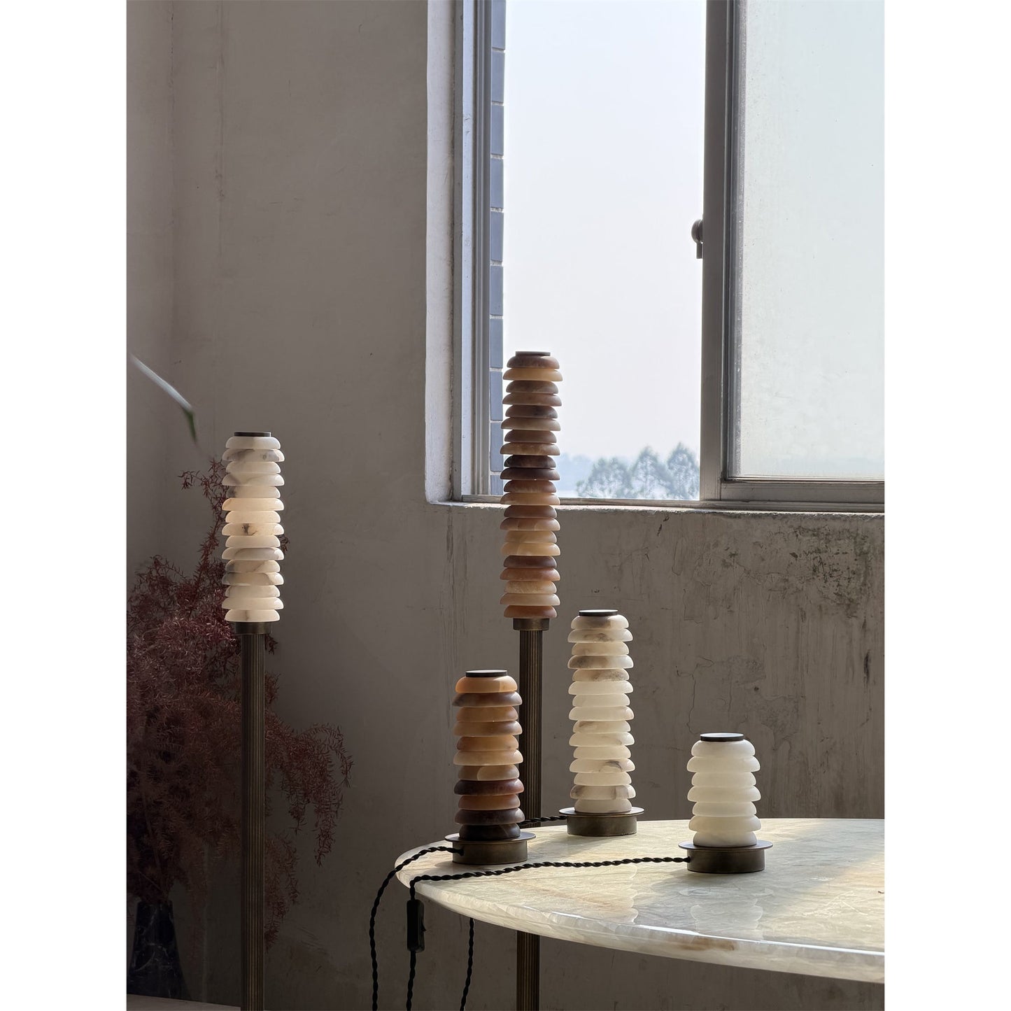 Payson Alabaster Floor Lamp - Natural Stone & Solid Brass LED Column | Luxury Minimalist Standing Light