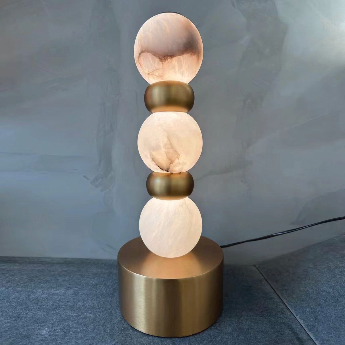 Pearl Xyx Alabaster Table Lamp - Stacked Stone Spheres & Gold Base