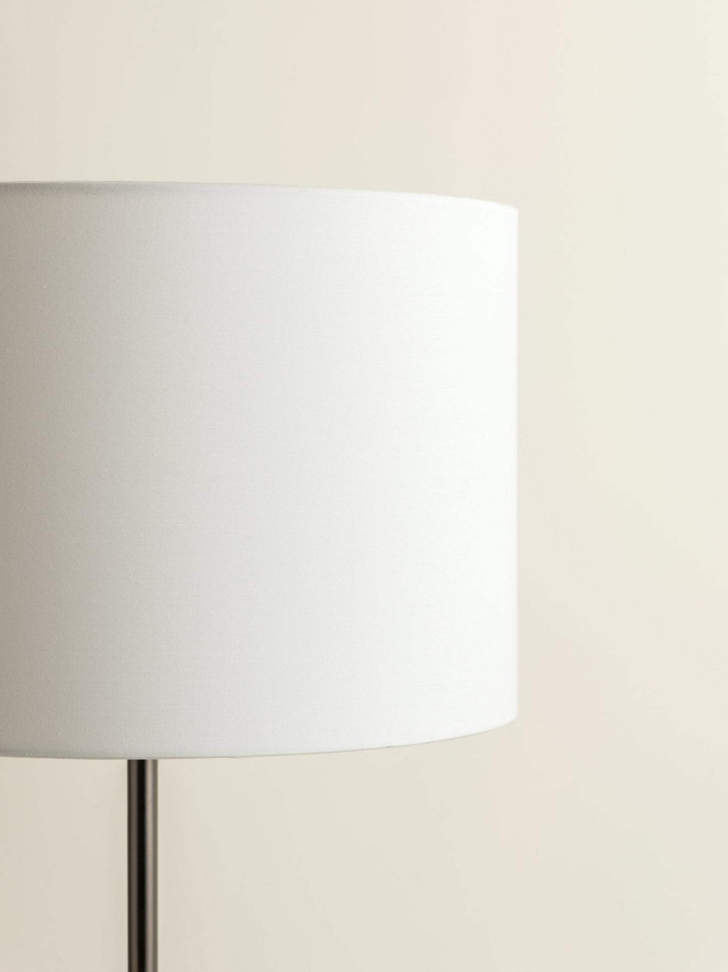 Penn Table Lamp - Black Marble Curved Body & Linen Drum Shade