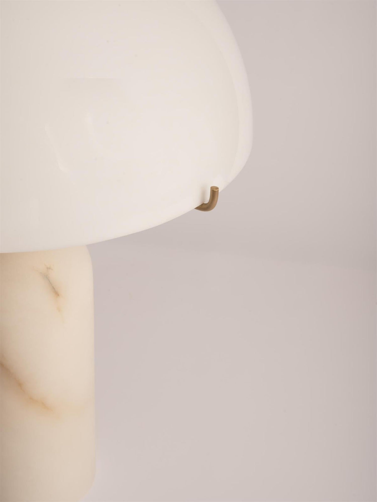 Peono Alabaster Table Lamp - Hand-Cut Natural Stone & Gold Accent Light