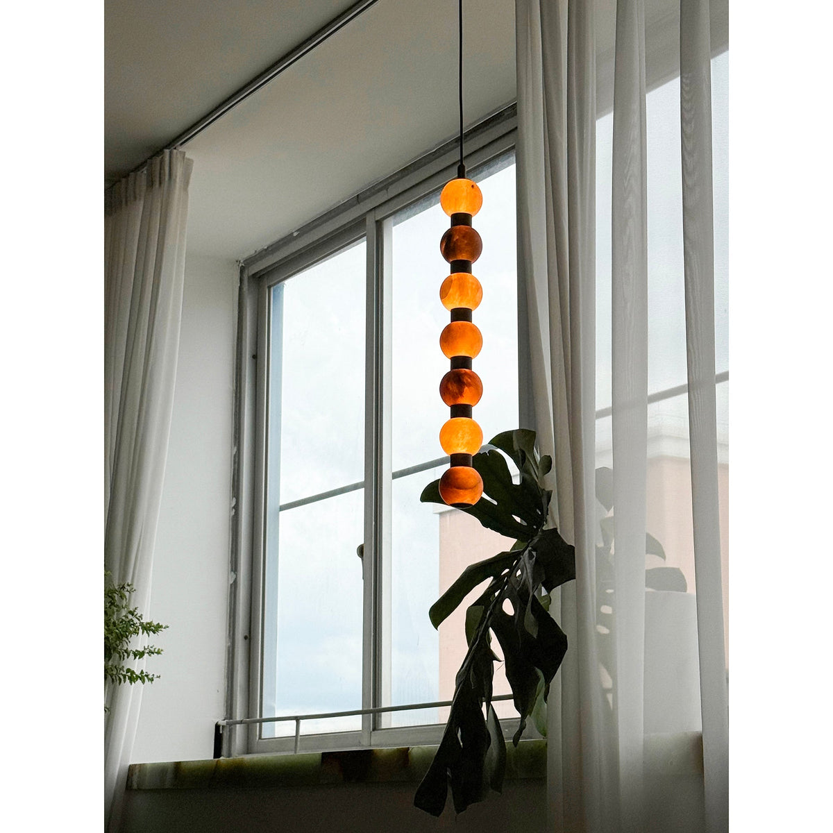 Perle Alabaster Pendant Lamp - Natural Stone Column & Stainless Steel Light