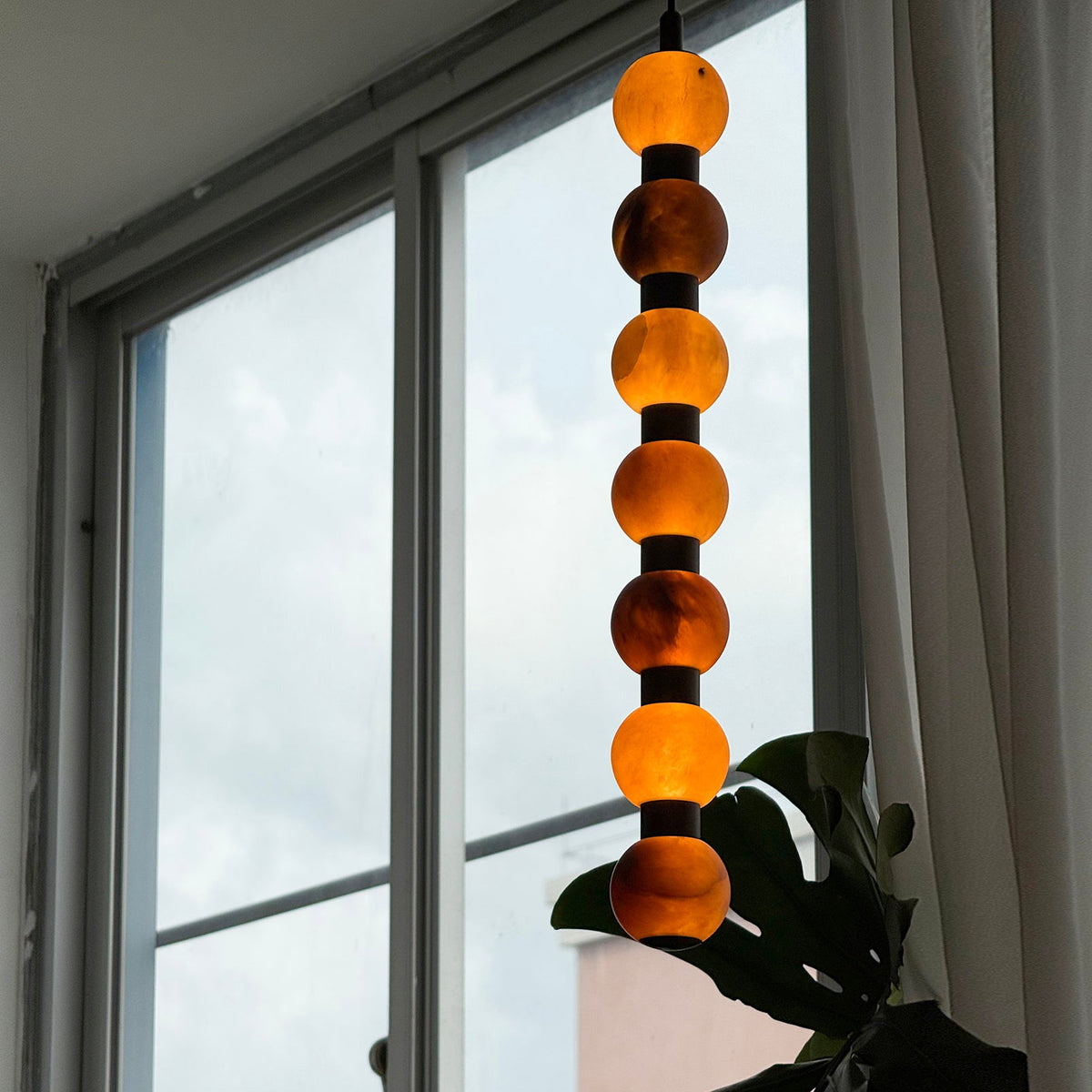 Perle Alabaster Pendant Lamp - Natural Stone Column & Stainless Steel Light