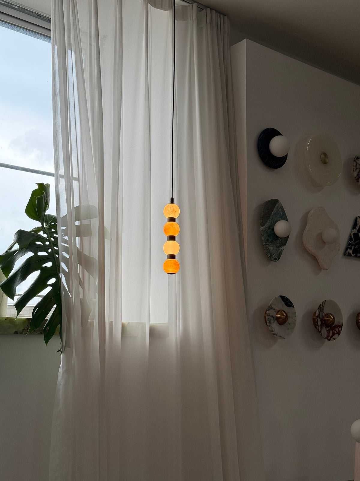 Perle Alabaster Pendant Lamp - Natural Stone Column & Stainless Steel Light
