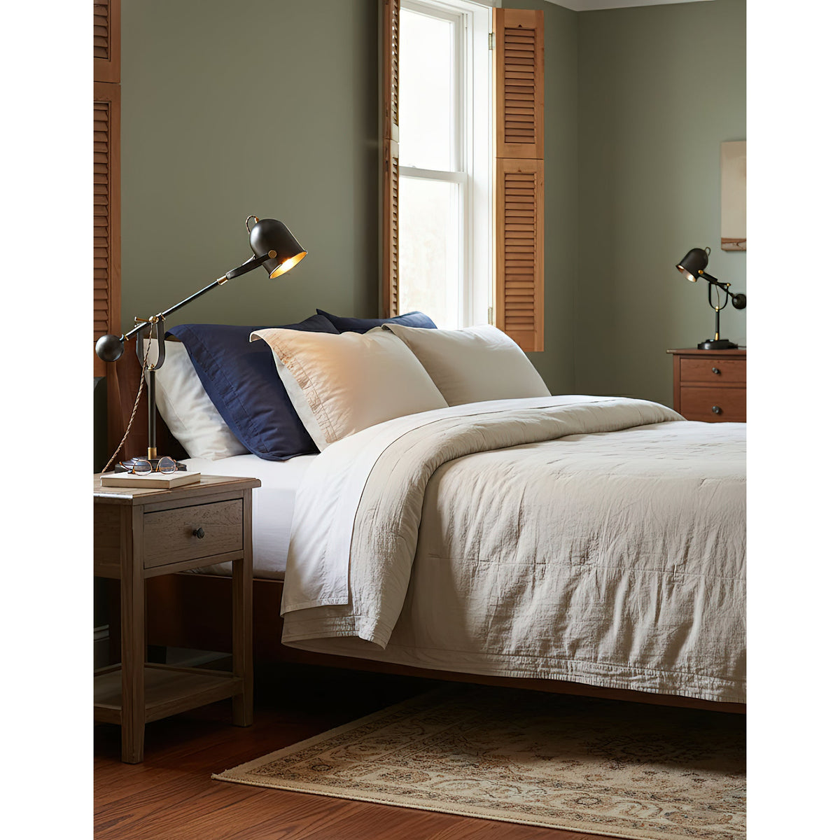 Pimlico Table Lamp - Solid Brass & Matte Black Executive Task Light
