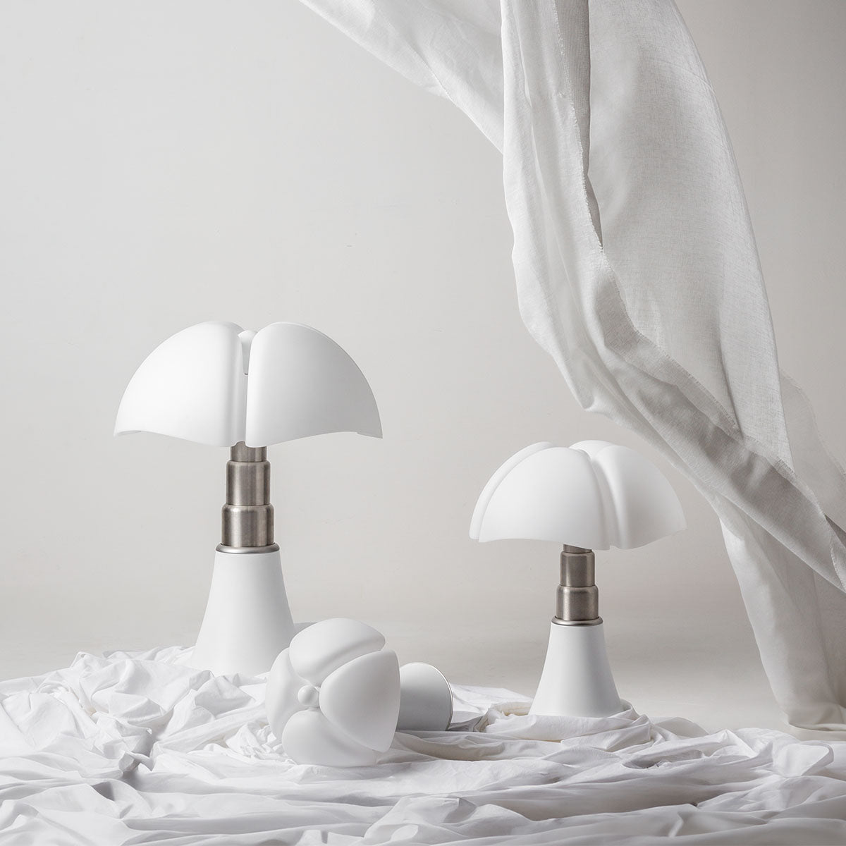 Pipistrello Table Lamp - Telescopic Modern LED Accent Light