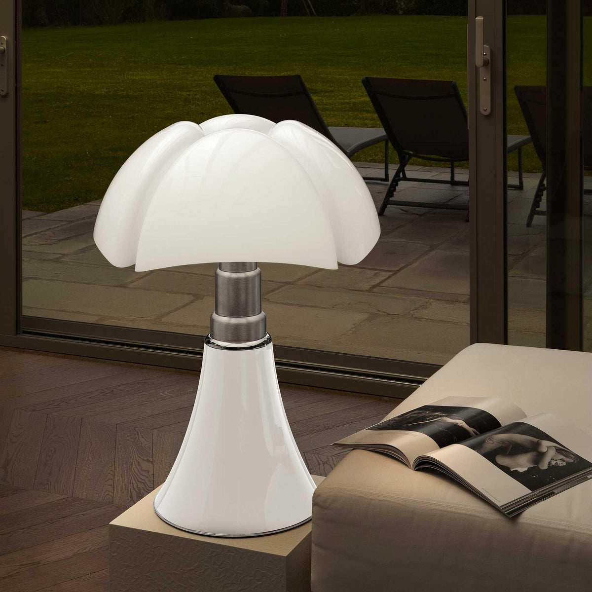 Pipistrello Table Lamp - Telescopic Modern LED Accent Light
