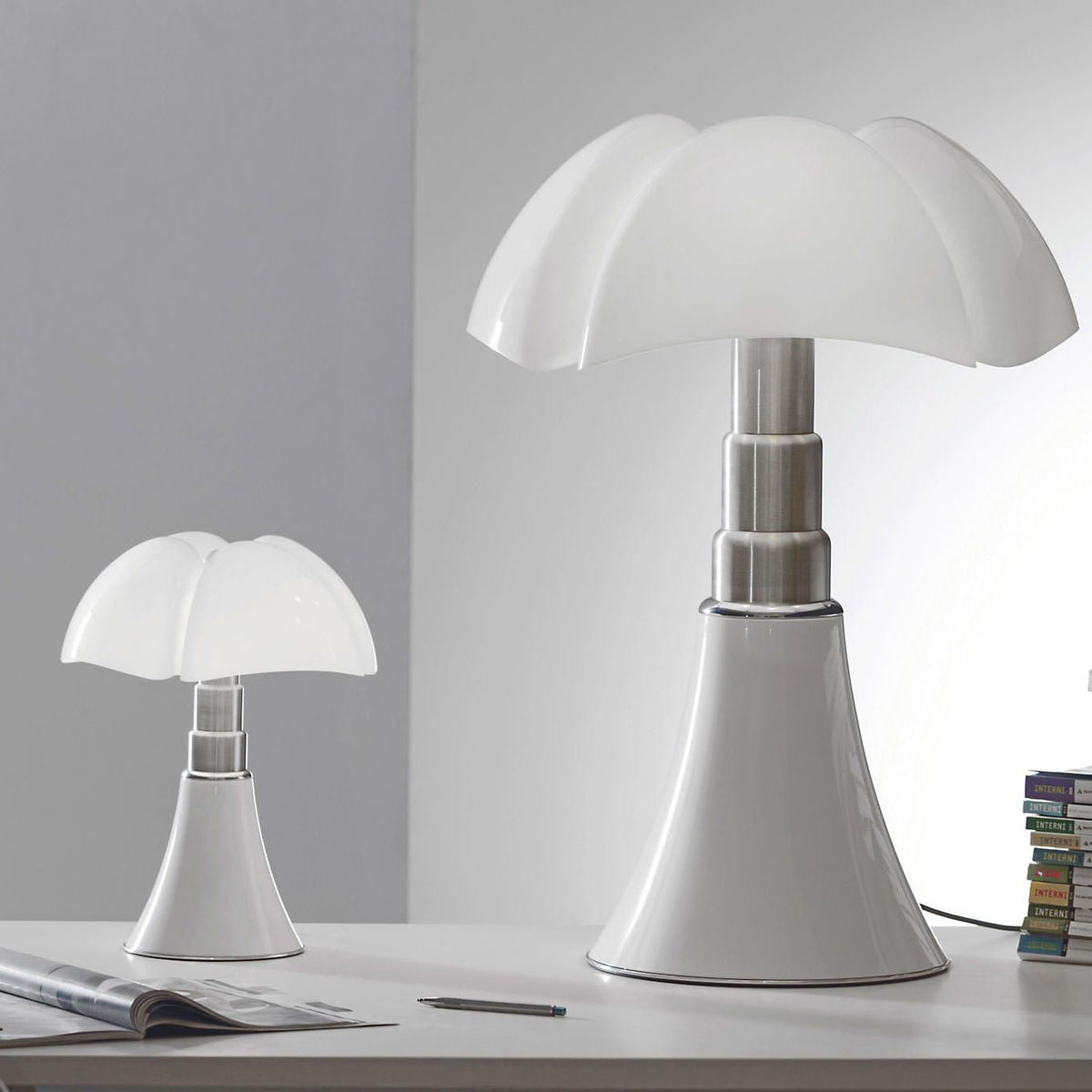 Pipistrello Table Lamp - Telescopic Modern LED Accent Light