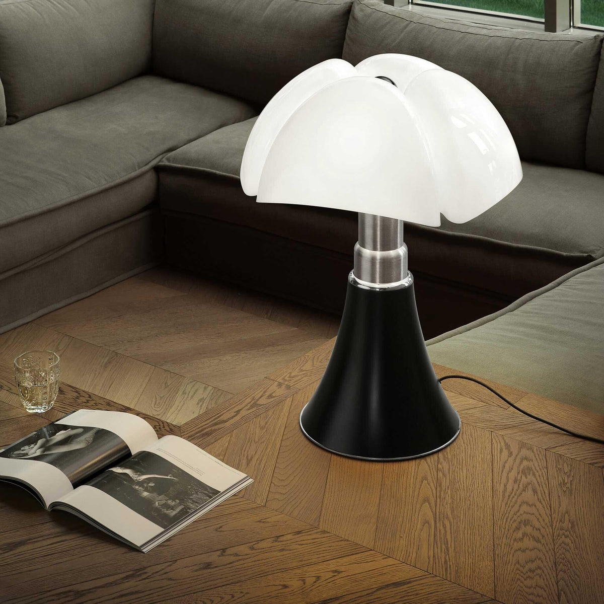 Pipistrello Table Lamp - Telescopic Modern LED Accent Light