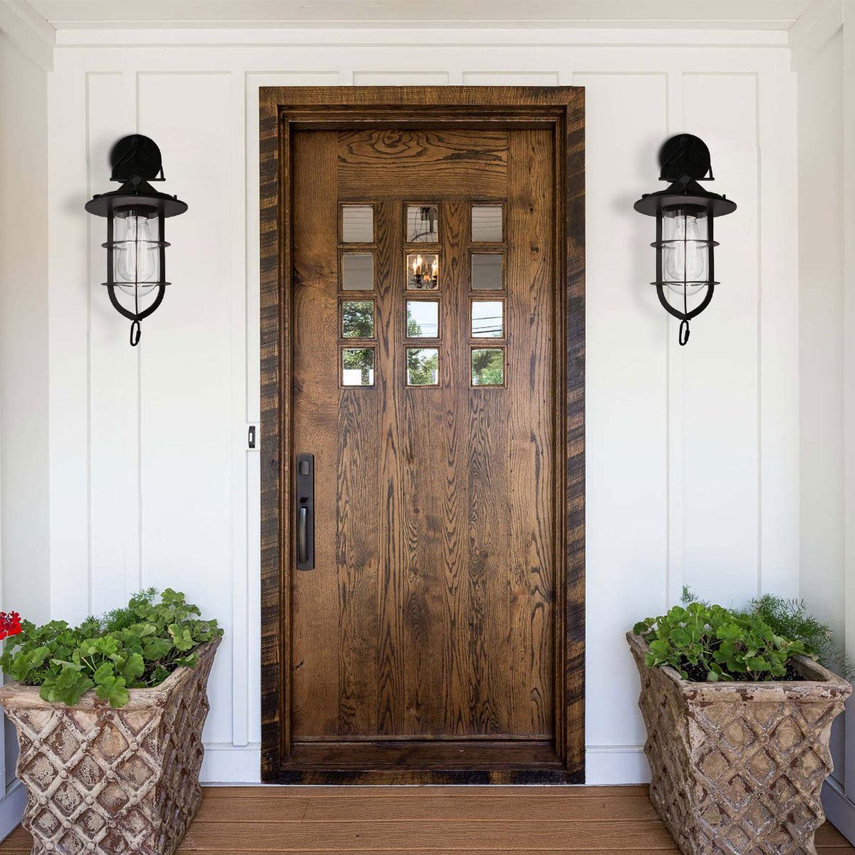 Port Classic Wall Lamp - Durable Weather-Resistant Outdoor Sconce