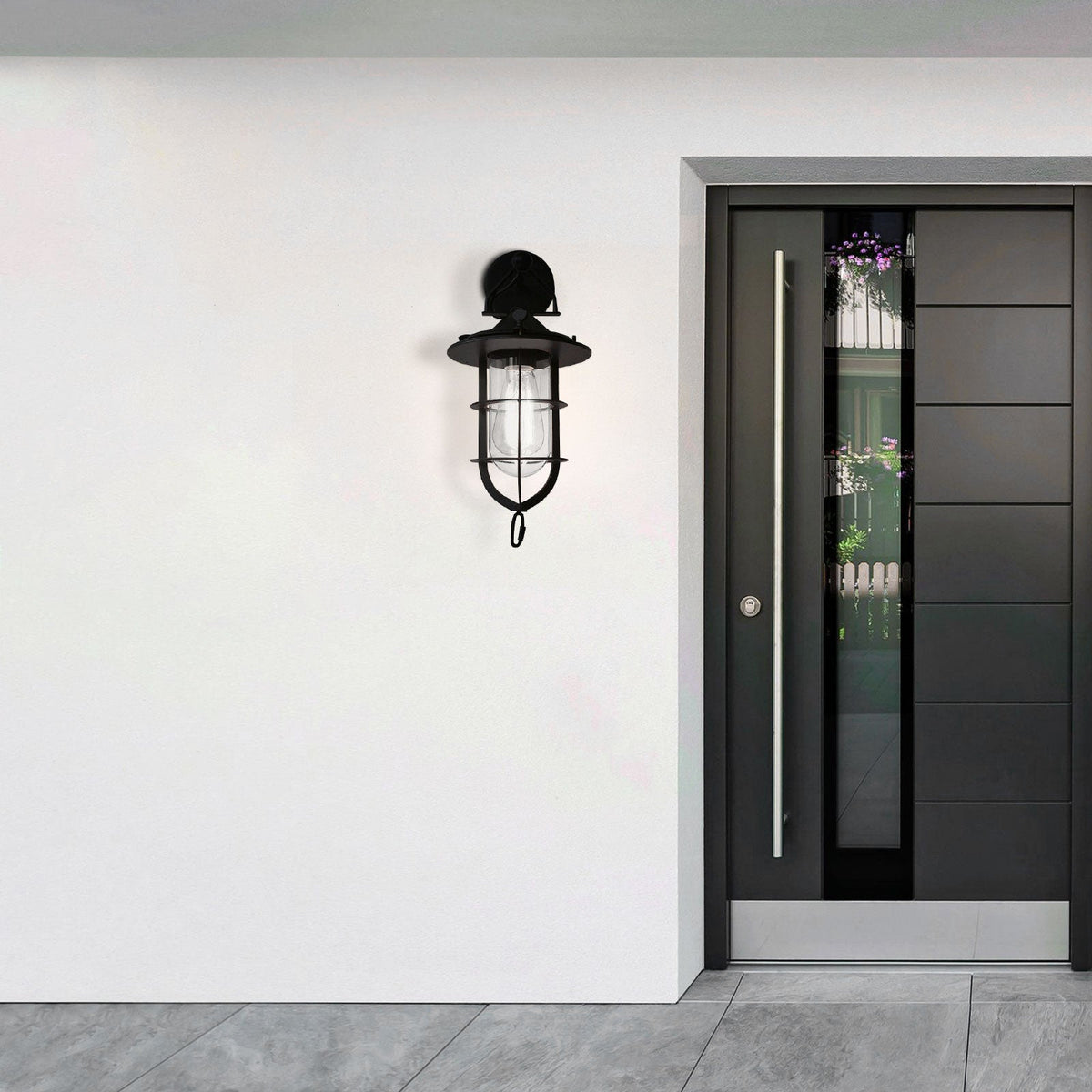 Port Classic Wall Lamp - Durable Weather-Resistant Outdoor Sconce