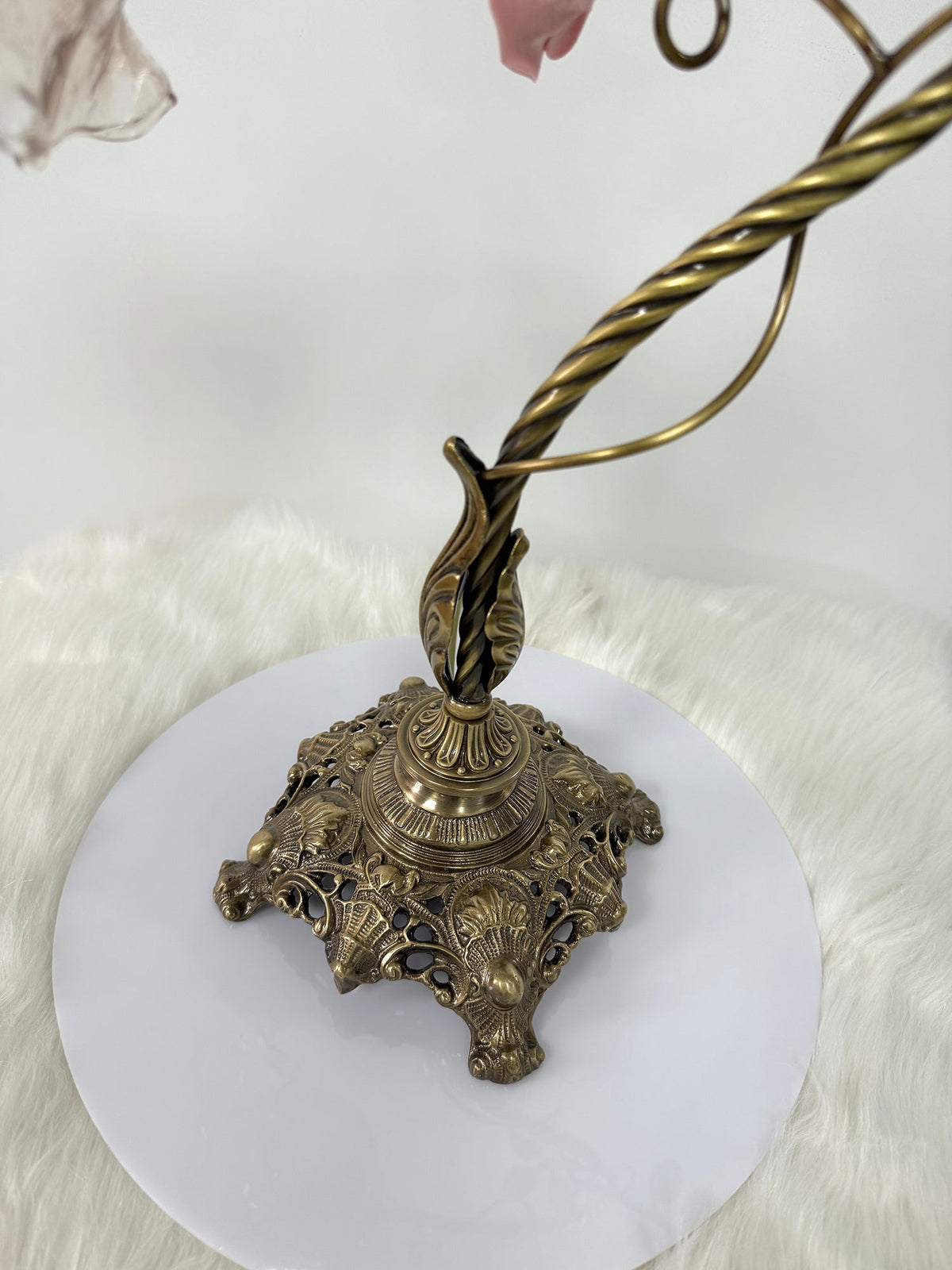 Primavera Flowers Table Lamp - Ceramic Floral Accent & Brass Light